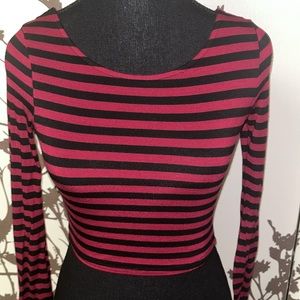Sirens Size XS Maroon Red & Black Striped Long Sleeve Crisscross Crop Top $20